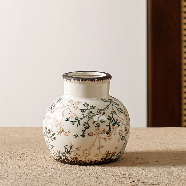 Elegant and artistically decorated ceramic vase Kalsten