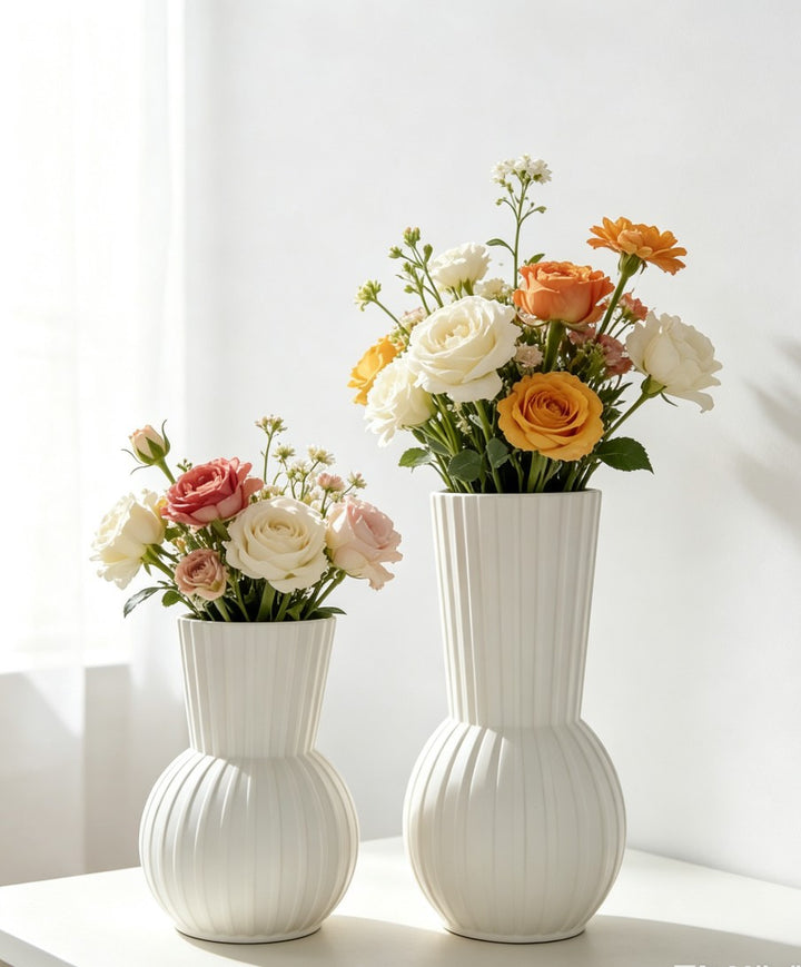 Elegant Floral Arrangement Vase Kalsten