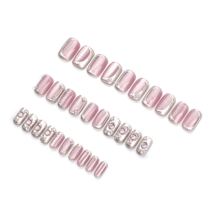 Artistic Nail Art with Glitter and Ombre Effect Kalsten