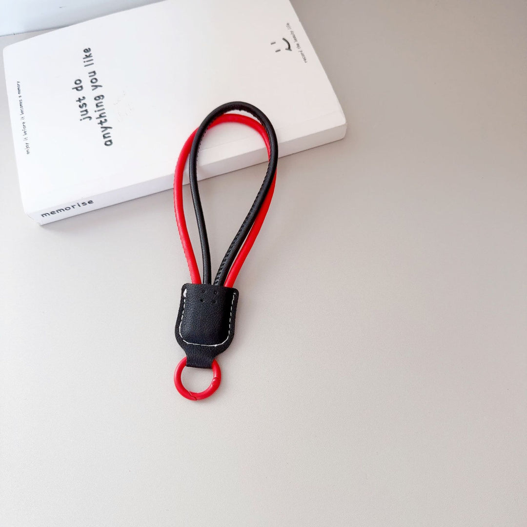Premium Leather Keychain Holder Kalsten