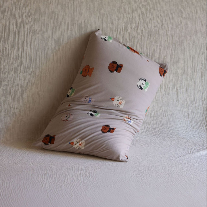 Children's pillowcase made of cotton percale with cute bear print