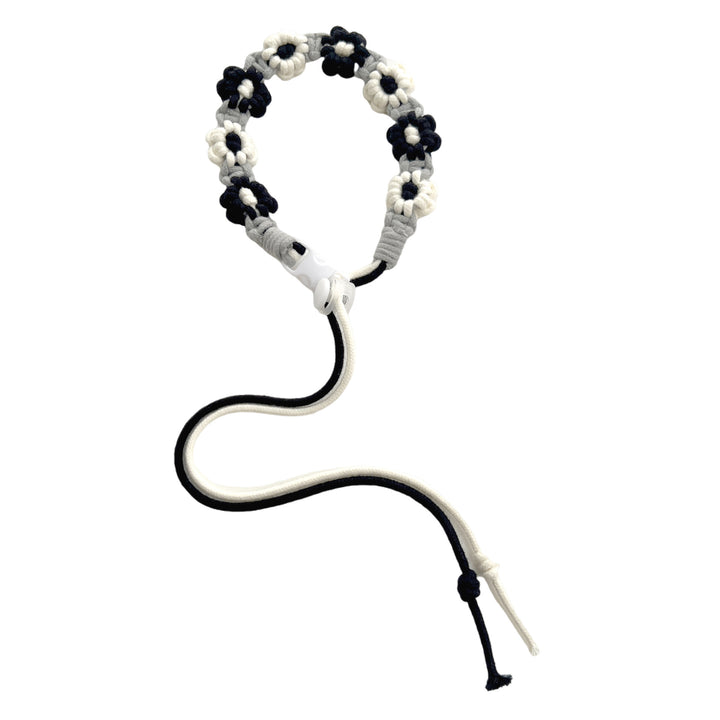Decorative Flower Macrame Eyewear Holder Kalsten