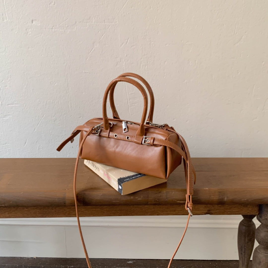 Structured Handheld Satchel