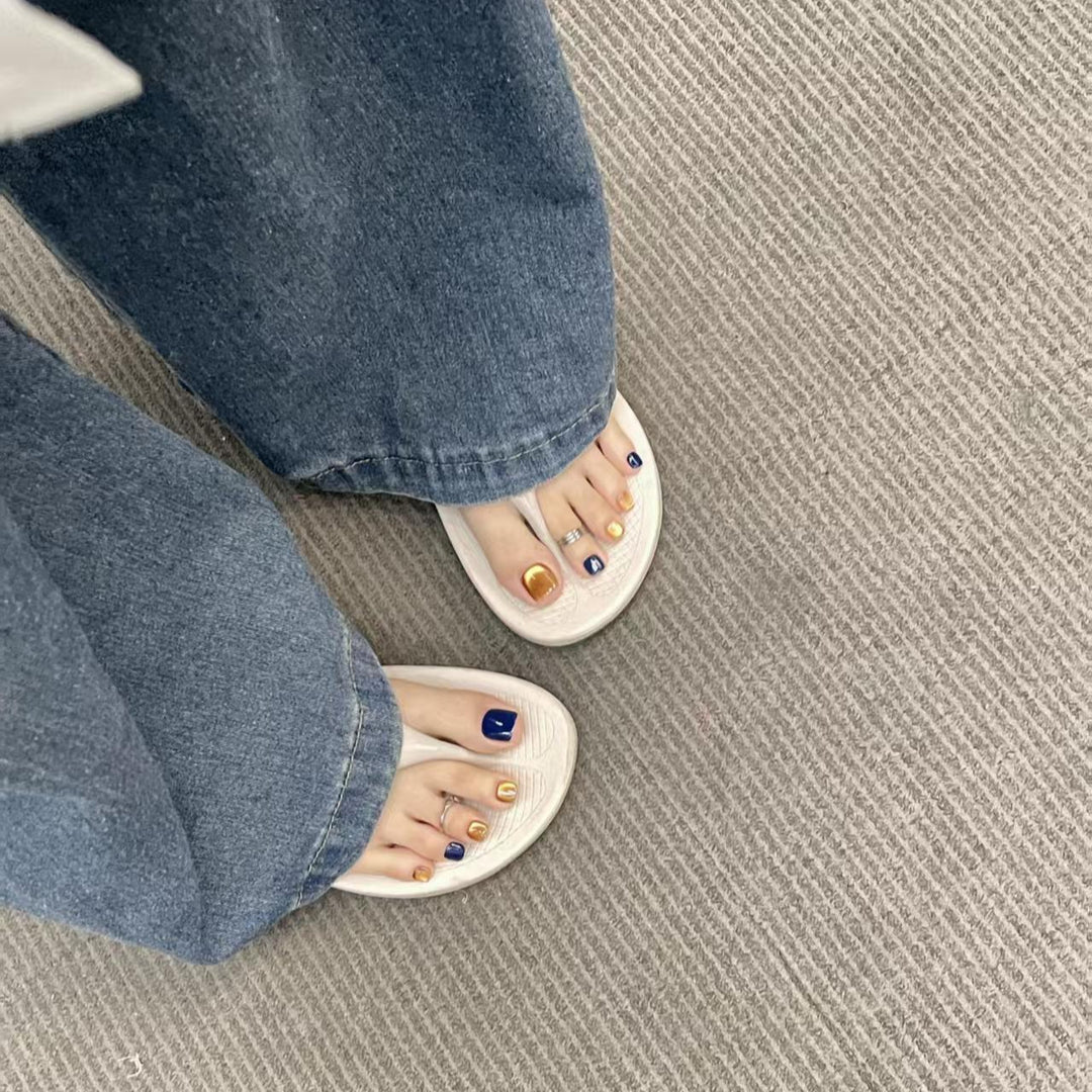 Comfortable Casual Flip Flops