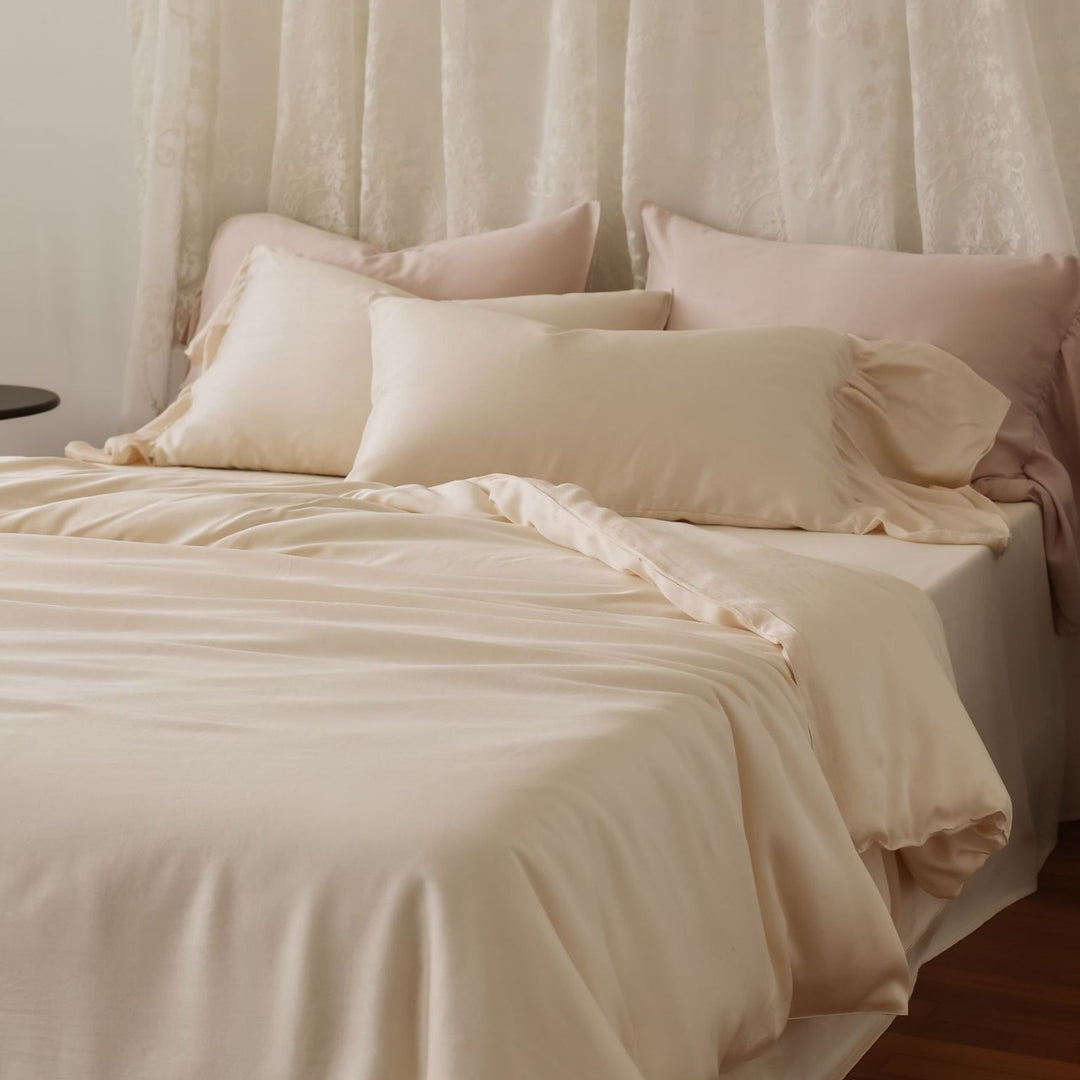 Silk Cotton Satin Duvet Cover Set with Temperature Regulating Climate Finish