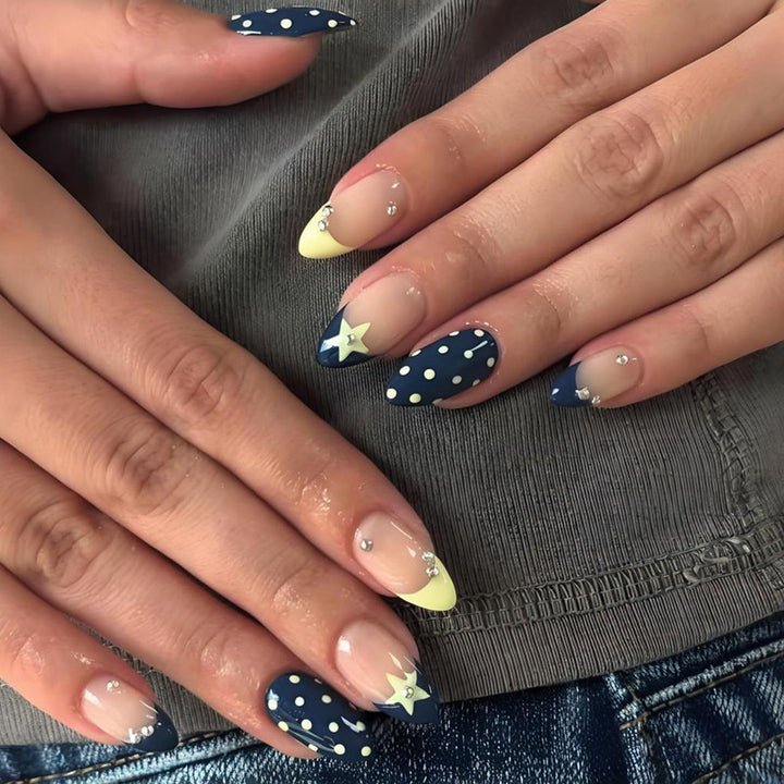 Artificial nail set with creative star and dot patterns Kalsten