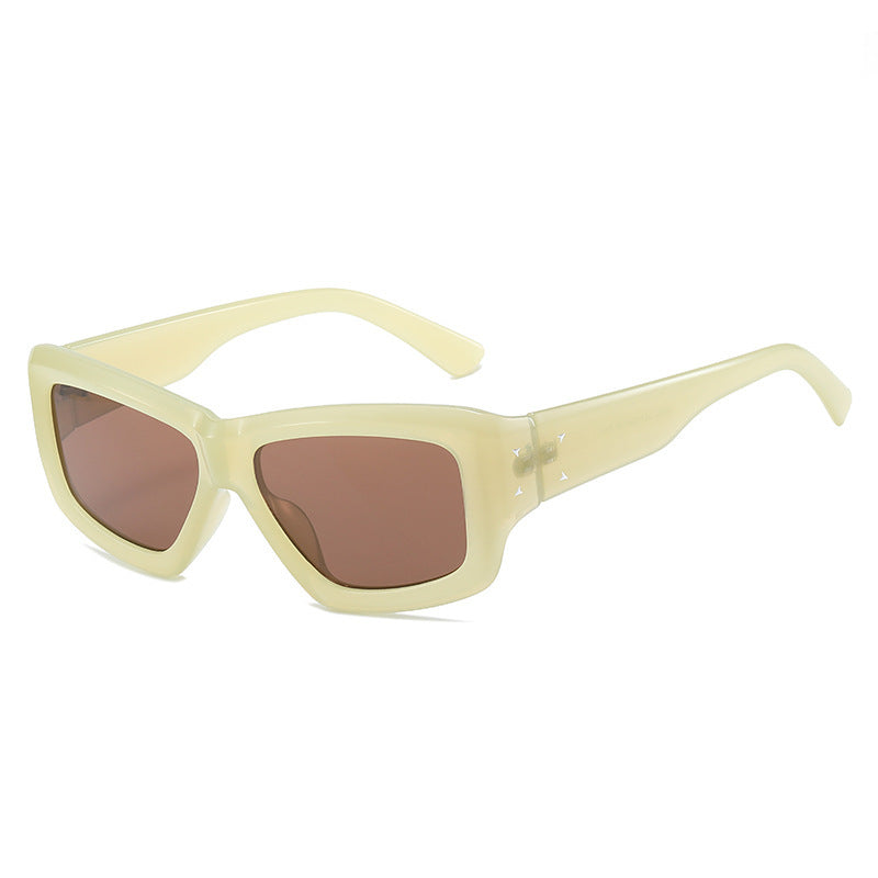 Fashion-Forward Oversized Angular Sunglasses Kalsten