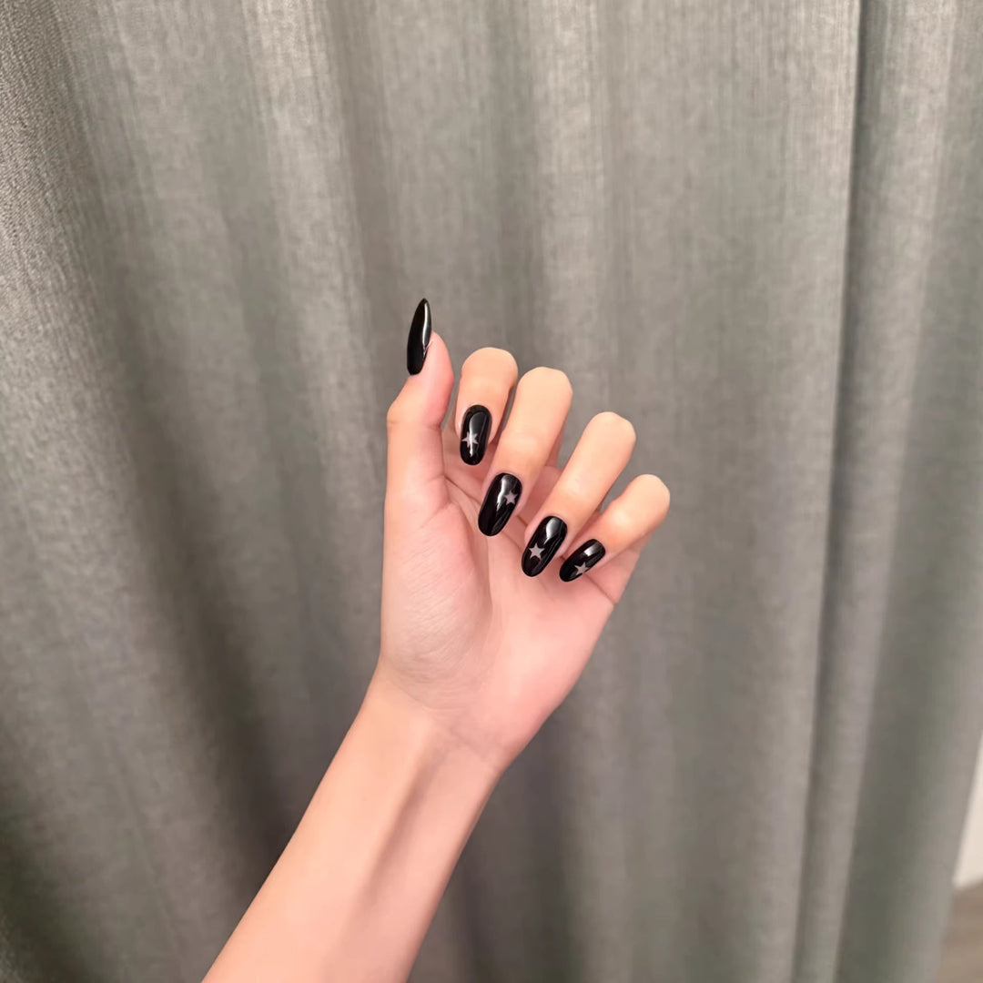 Artistic Press-On Nail Art Set with Star Designs