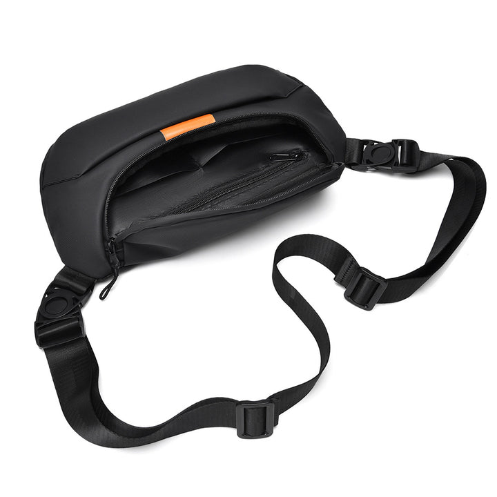 Sporty shoulder bag with versatile storage Kalsten