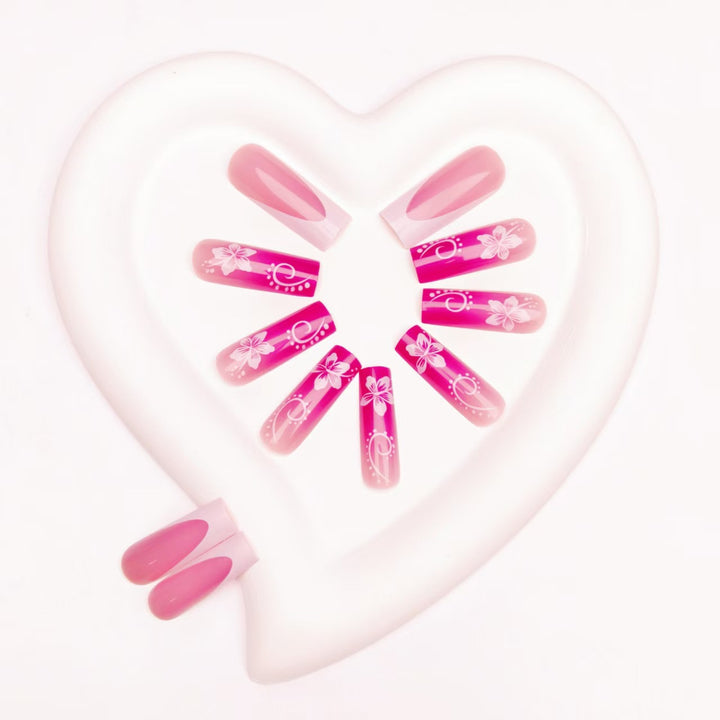 Artificial nails with floral accents and shine Kalsten