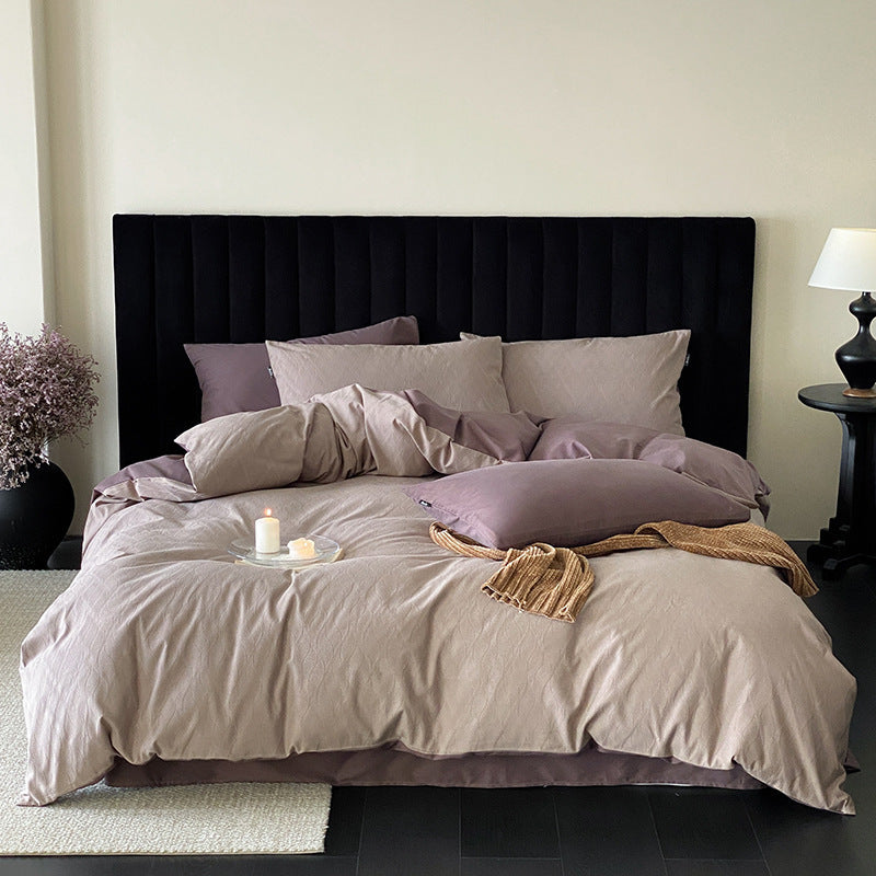 Bedding set made of cotton percale with a crinkled look and subtle texture