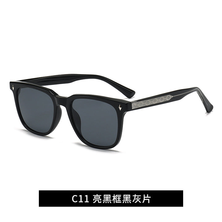 Women's fashionable sunglasses with stylish and sturdy frame Kalsten