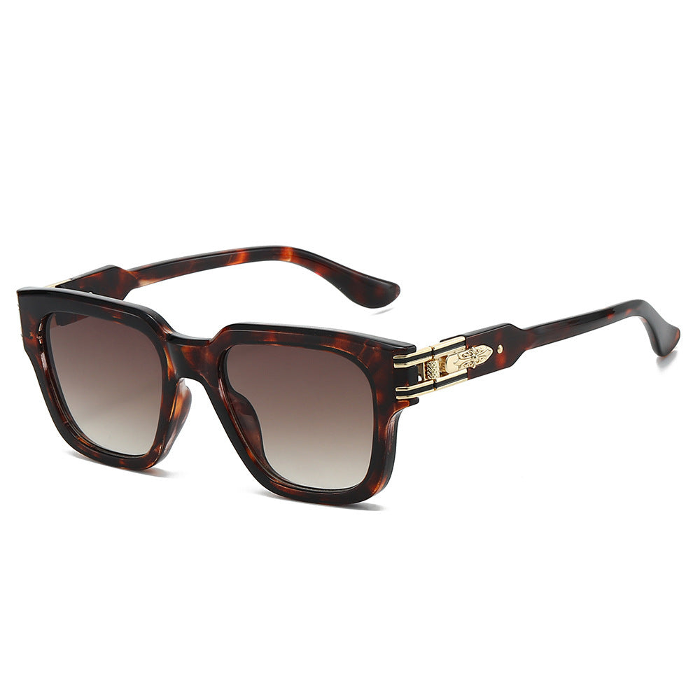 Retro-Inspired Bold Frame Sunglasses Kalsten
