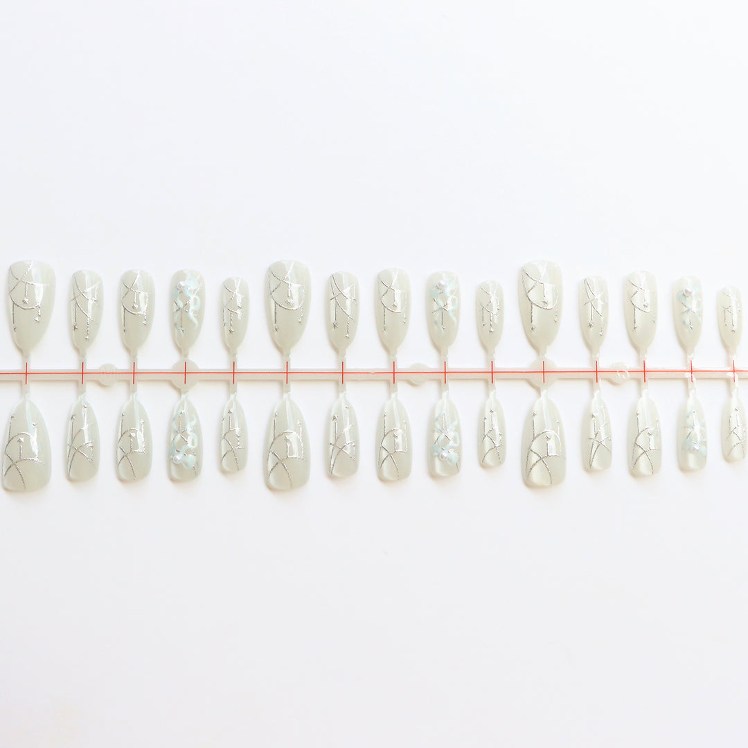 Elegant Press-On Nail Art Collection Kalsten