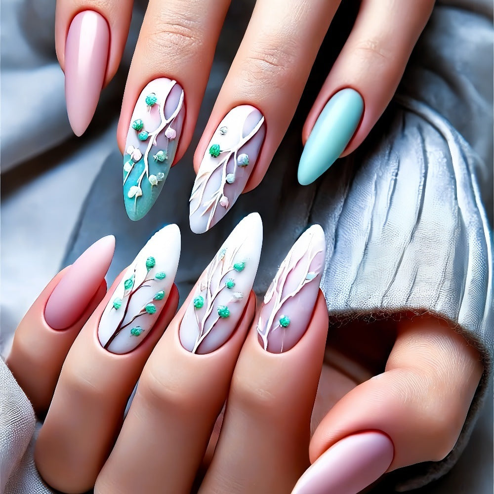 Artificial nails in romantic floral design Kalsten