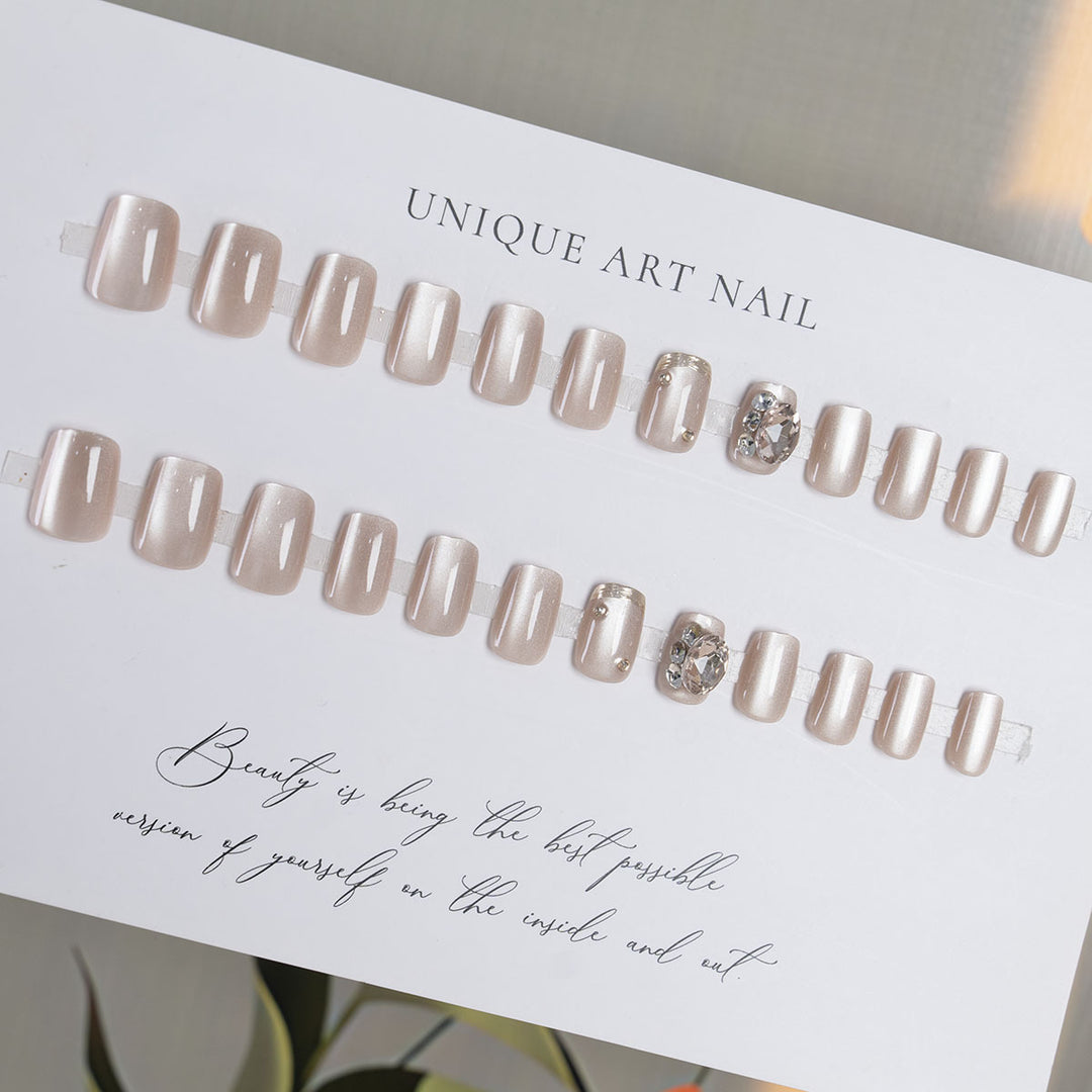 Rhinestone-Embellished Press-On Nail Set