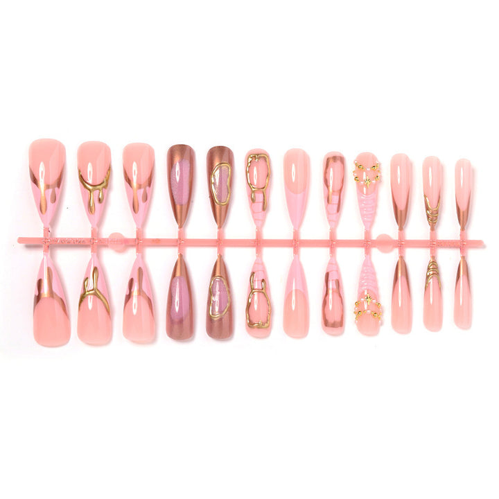 Artificial nail set with glamorous gold accents and elegant designs Kalsten