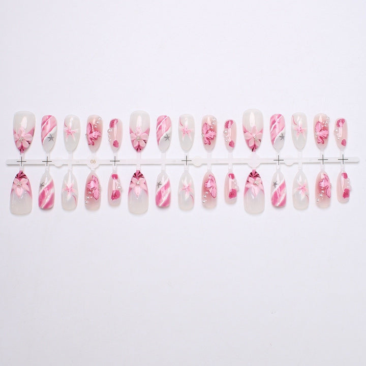 Acrylic nail set with elegant flower and glitter pattern Kalsten