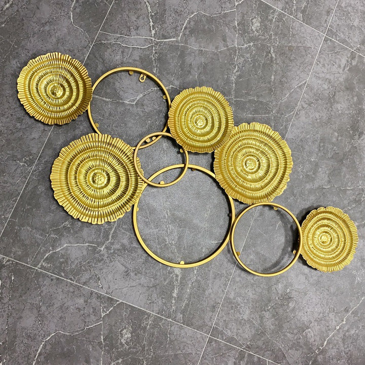 Chic Interconnected Circular Mirror Ensemble Kalsten