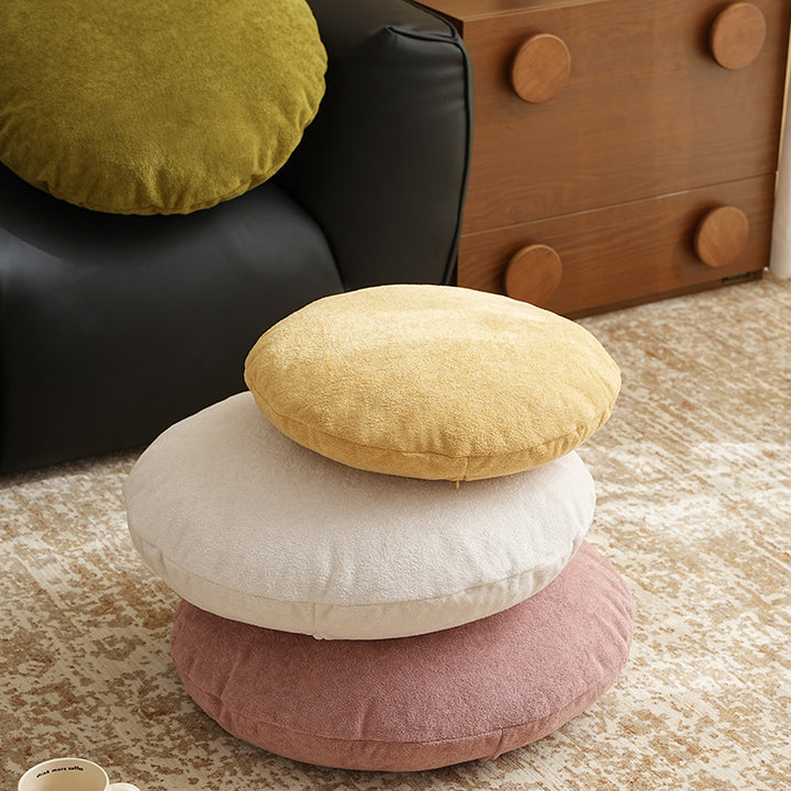 Round floor seat pouf made of teddy plush with a shape-retaining padded core Kalsten