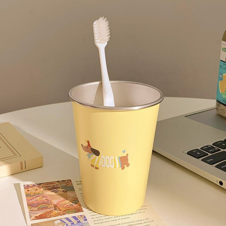 Toothbrush Holder in Modern Dog Design Kalsten
