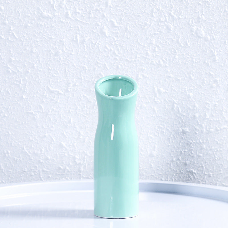 Modern Sleek Ceramic Vase Kalsten