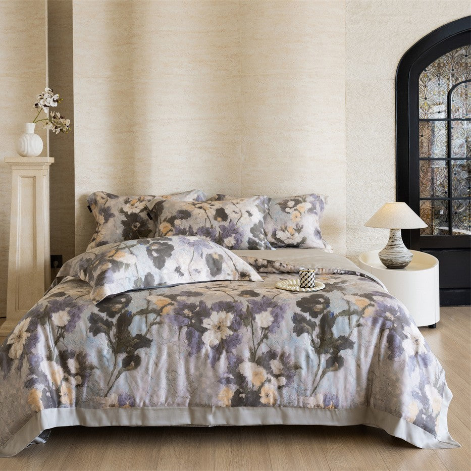Bedding set with watercolor floral print and fine cotton satin finish