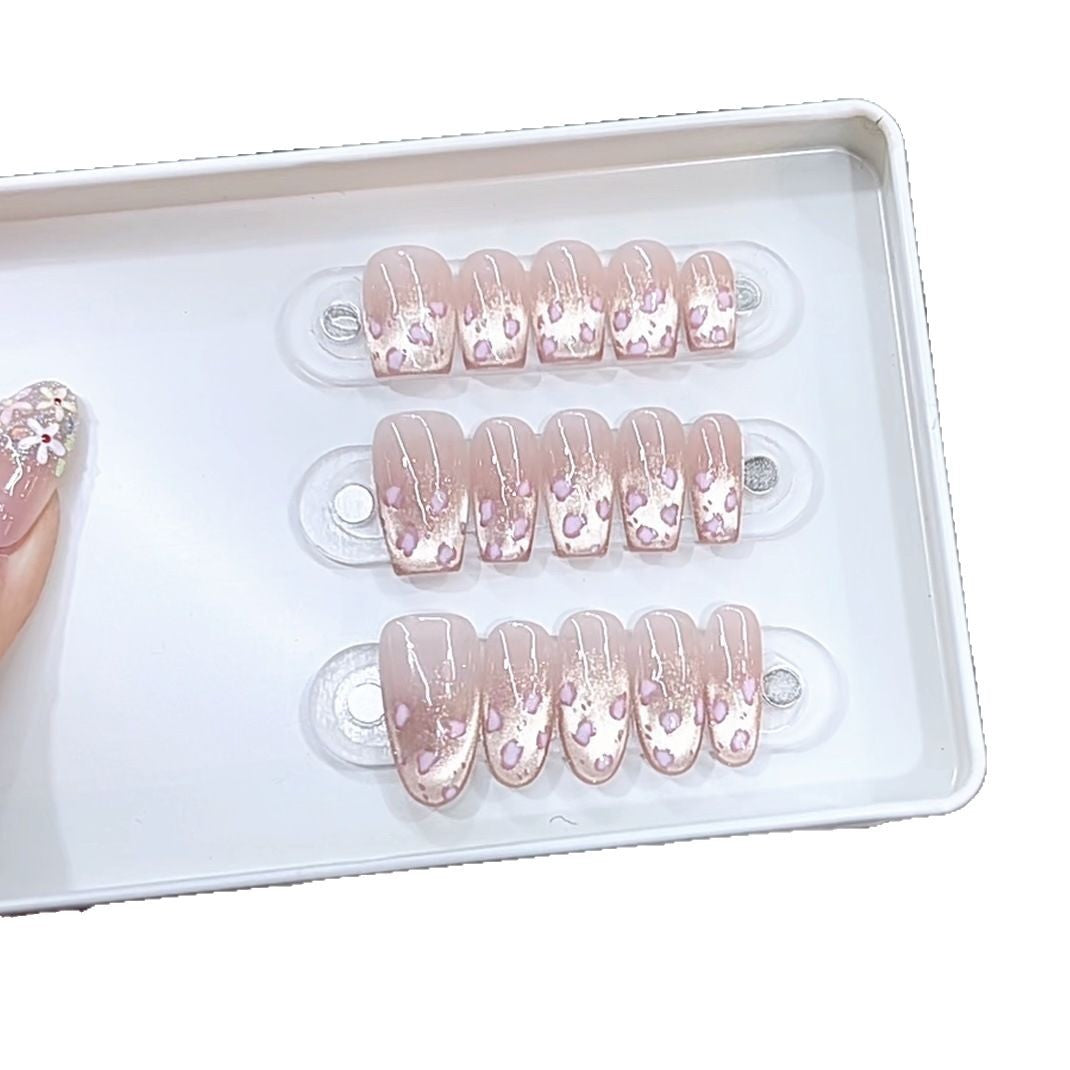 Luxury Detailed Press-On Nail Set Kalsten