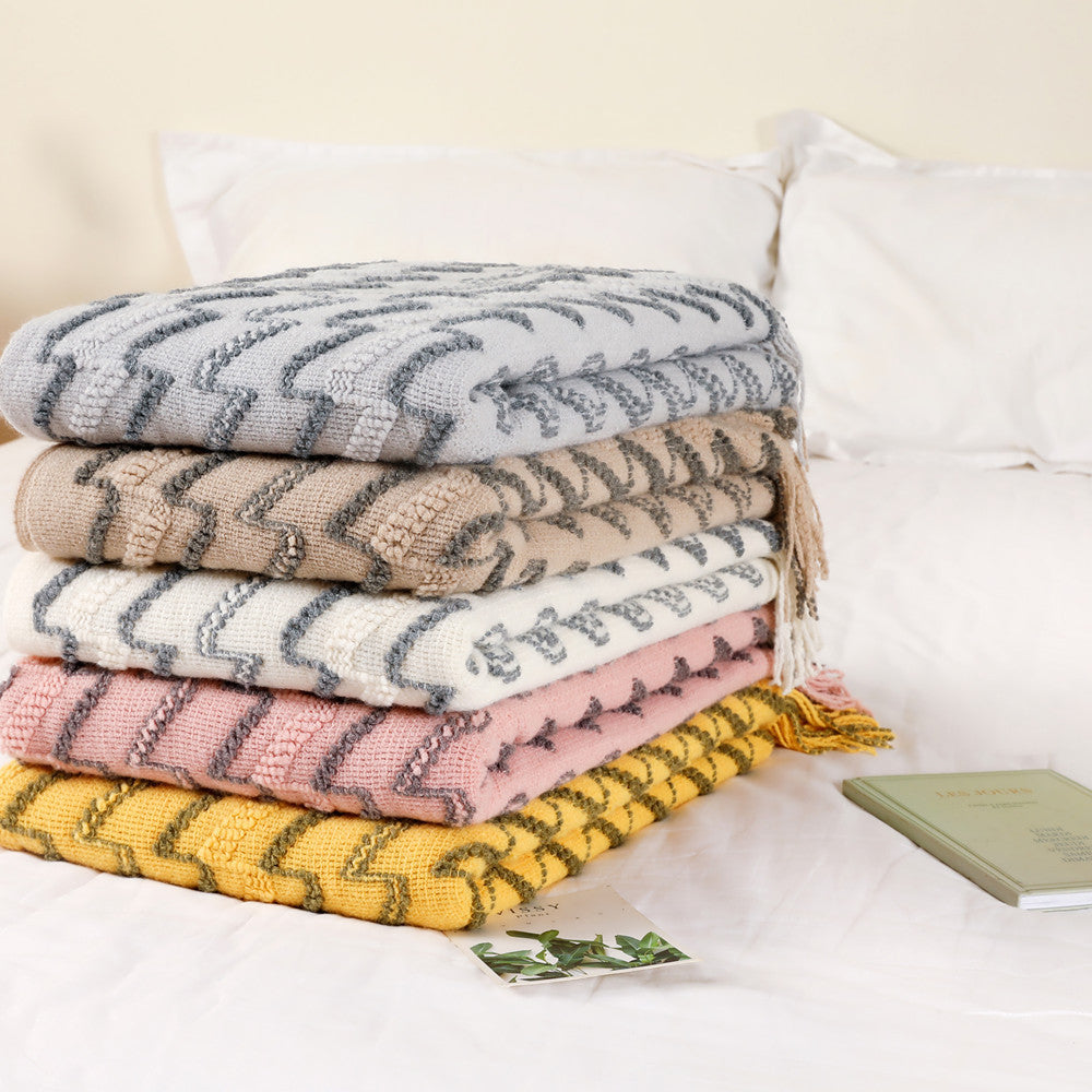 Decorative Throw Blanket Kalsten