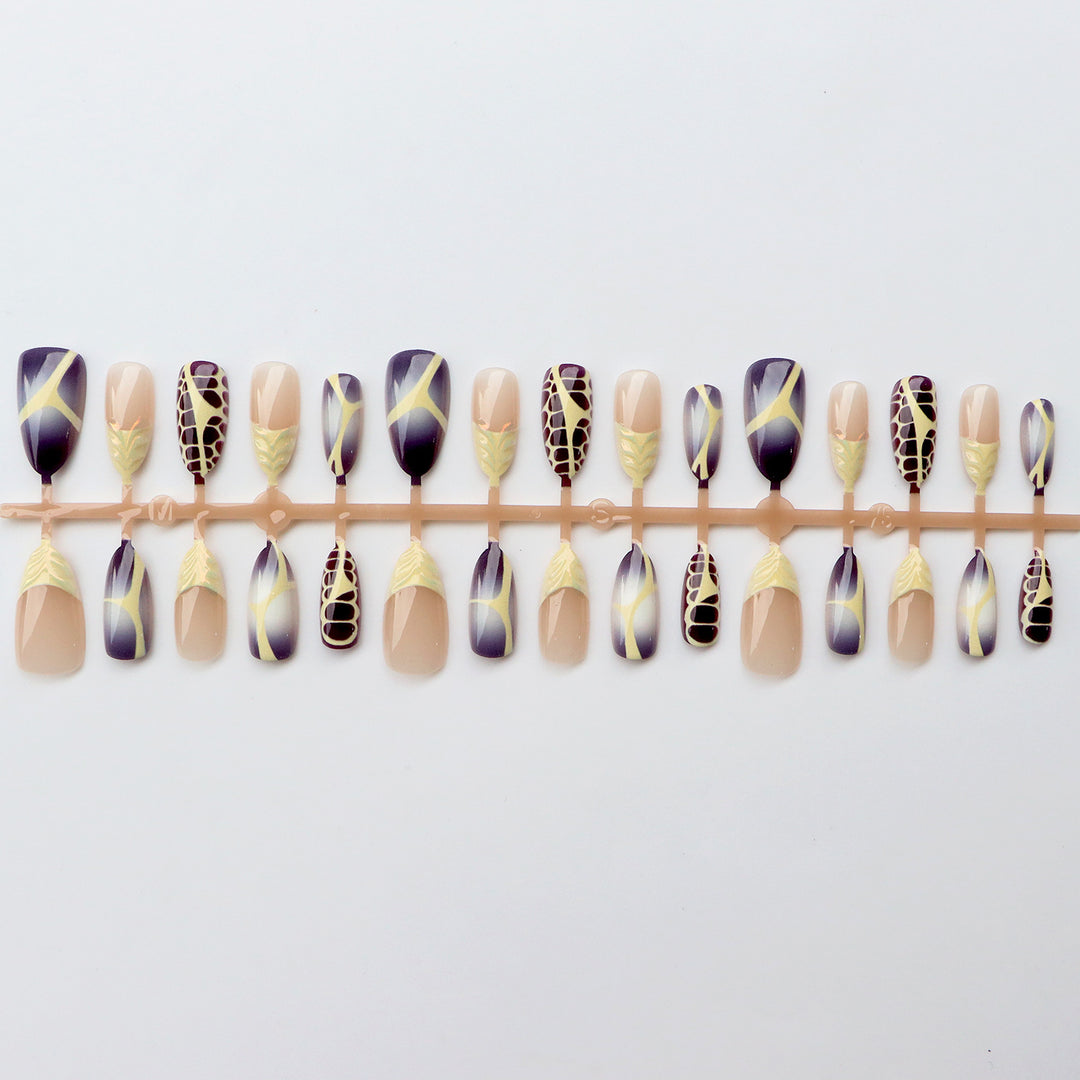 Artistic Patterned Press-On Nail Set