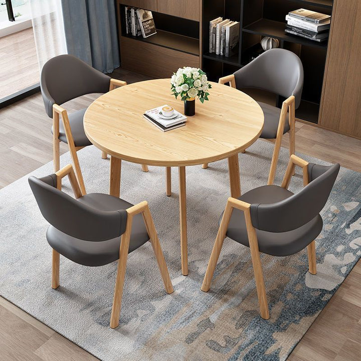 Dining chair with ergonomic upholstery and modern design Kalsten