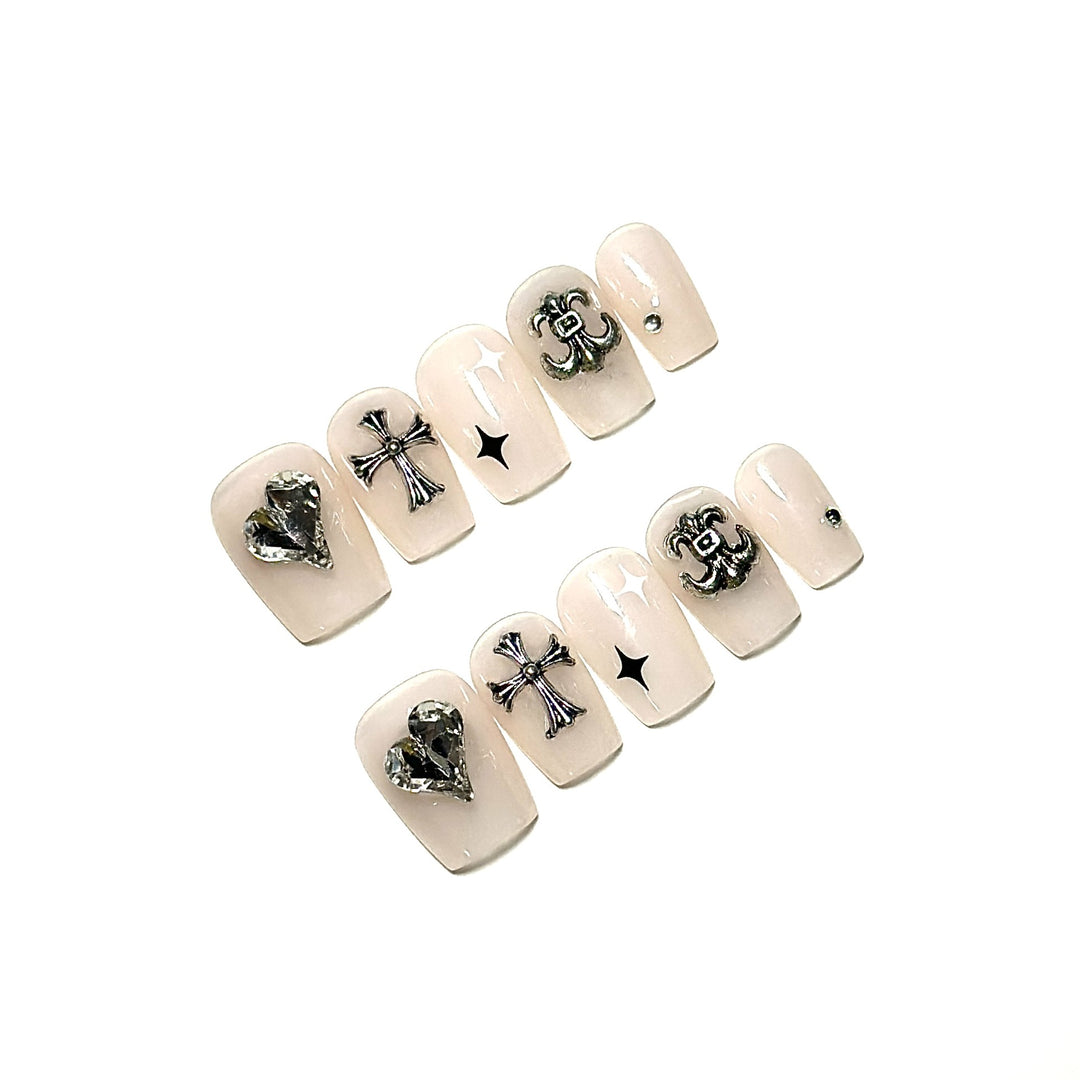 Artistic Press-On Nail Art Set with Rhinestone and Glam Accents