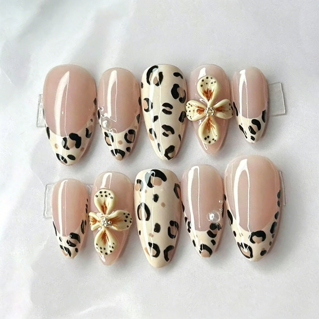 Decorative Leopard Print Press-On Nail Art Set Kalsten