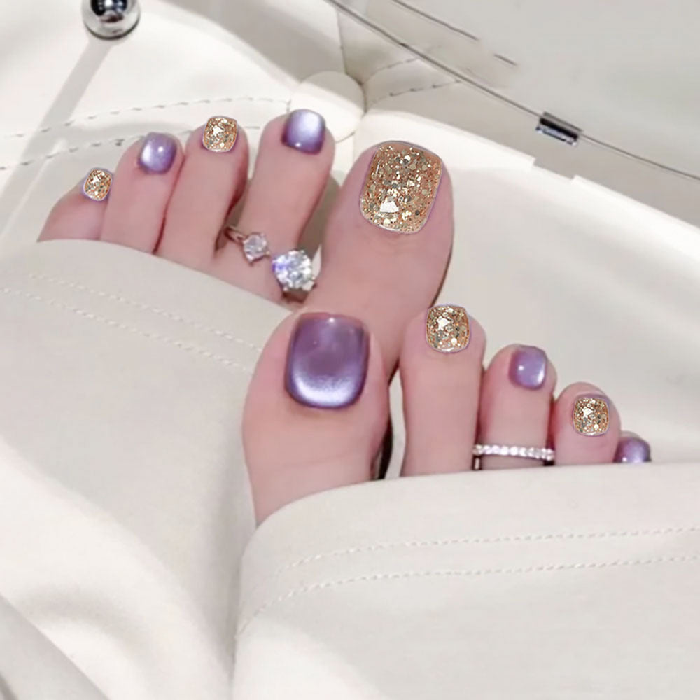 Rhinestone-Embellished Pedicure Nail Art