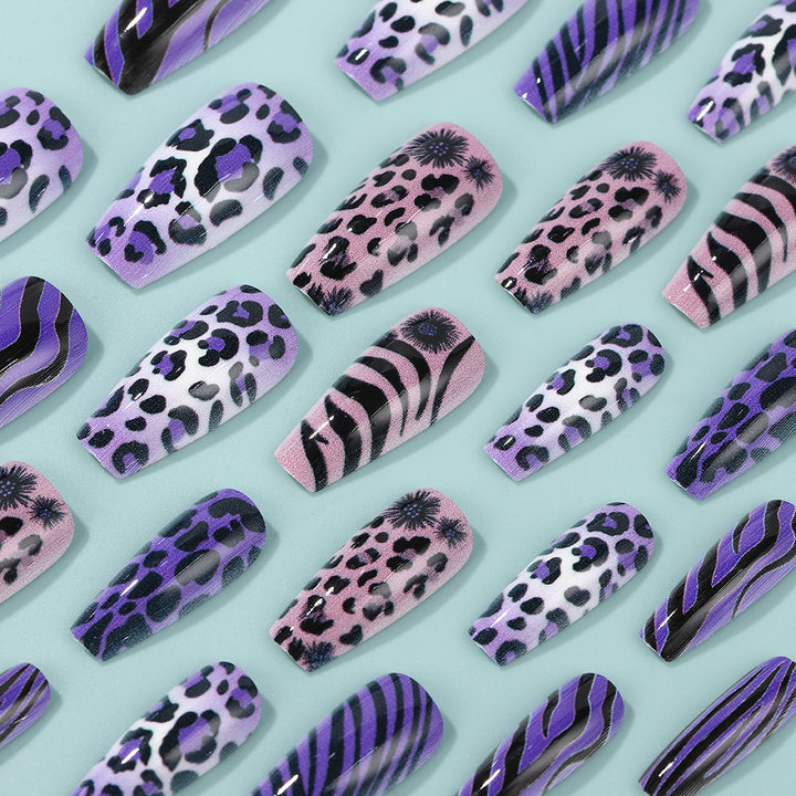 Creative leopard and stripe design artificial nails Kalsten