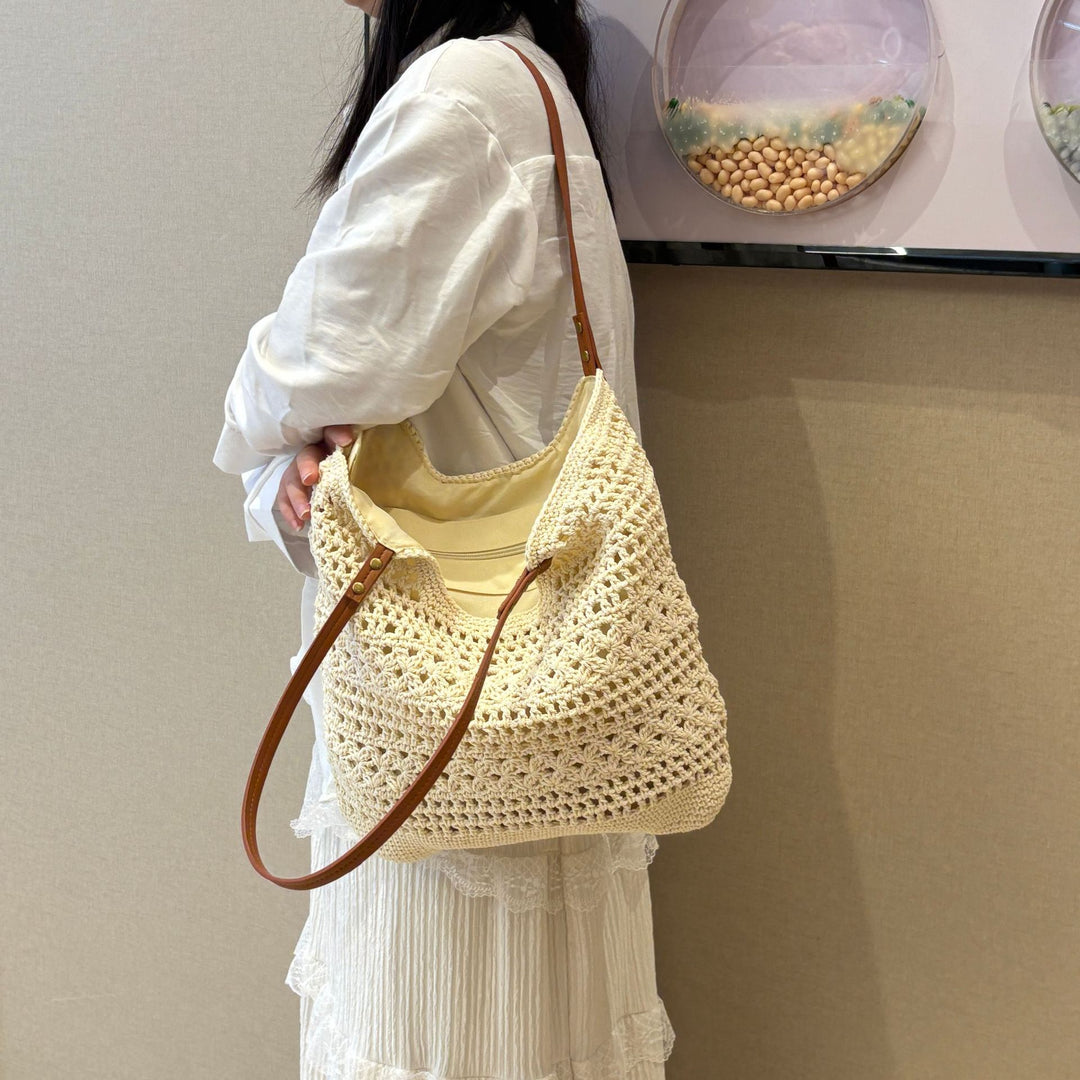 Hand-knotted shopper bag with integrated leather handle Kalsten