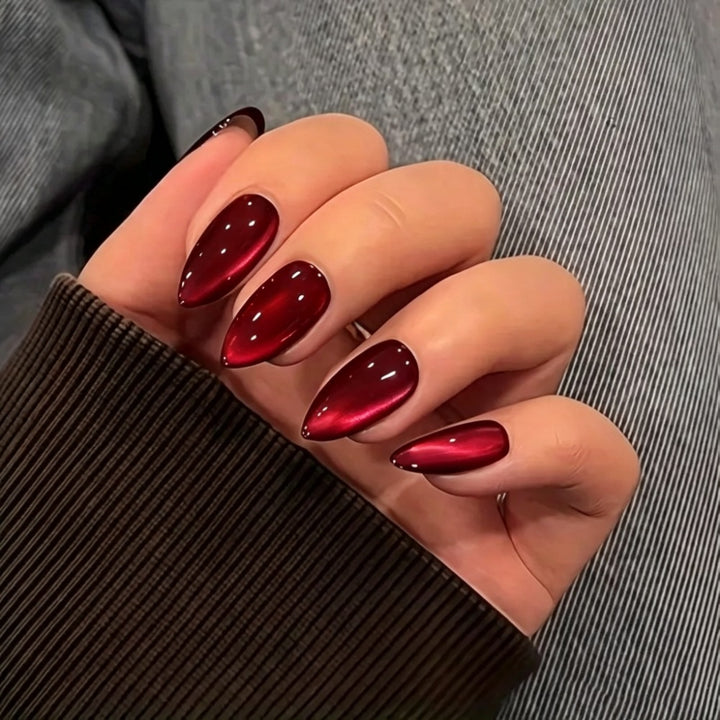 Decorative Heart Design Press-On Nails Kalsten