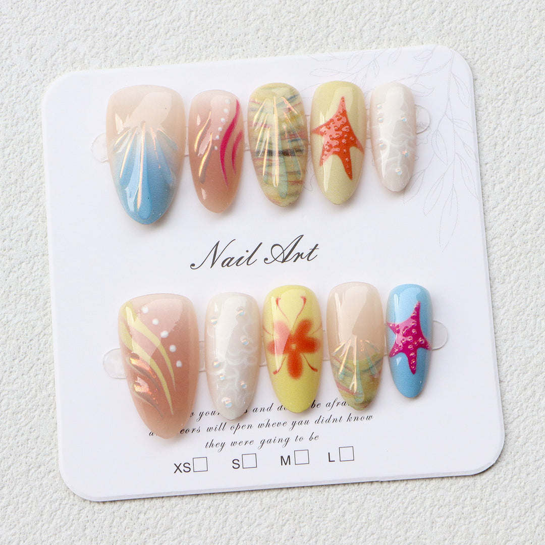 Artistic Beach-Themed Press-On Nail Set