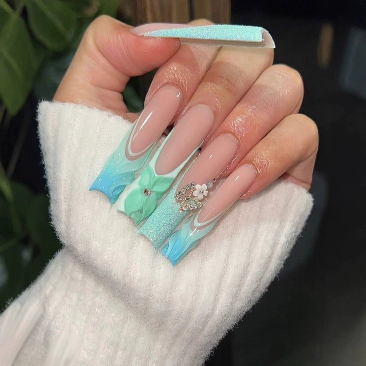 Decorative Long Press-On Nail Extensions Kalsten
