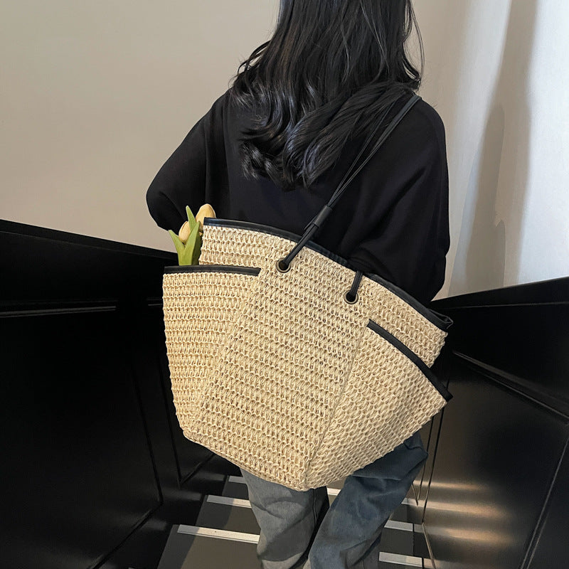 Spacious shopping bag with structured weave Kalsten