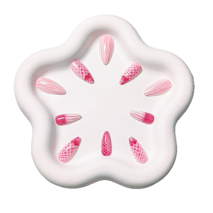 Intricate Scaled Nail Art Design Kalsten