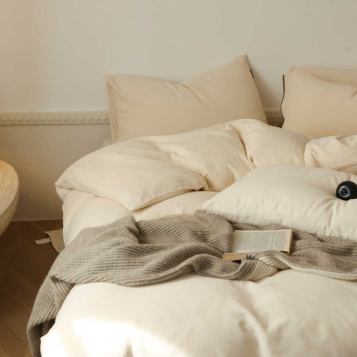 Breathable stonewashed bed linen set made of cotton-linen blend