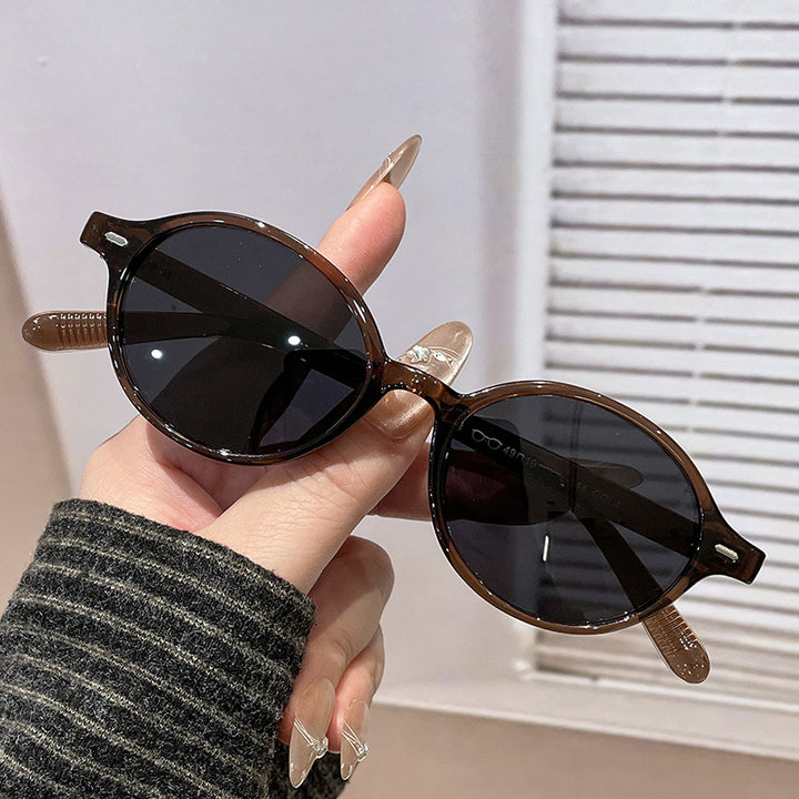 Ladies fashionable sunglasses in classic round design Kalsten