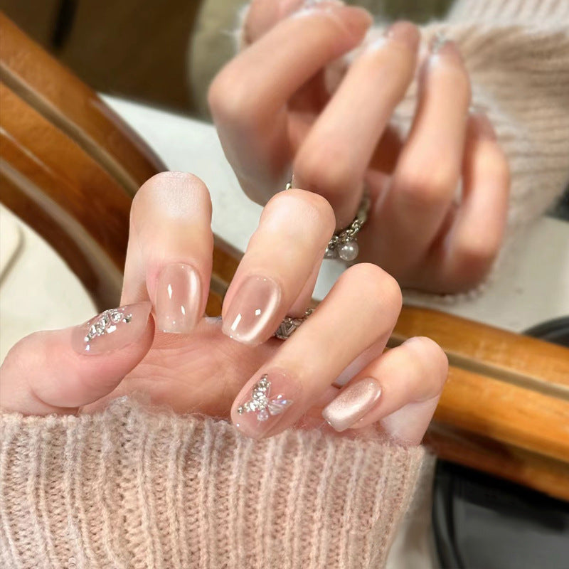 Elegant Nail Art Set with Floral Accents Kalsten