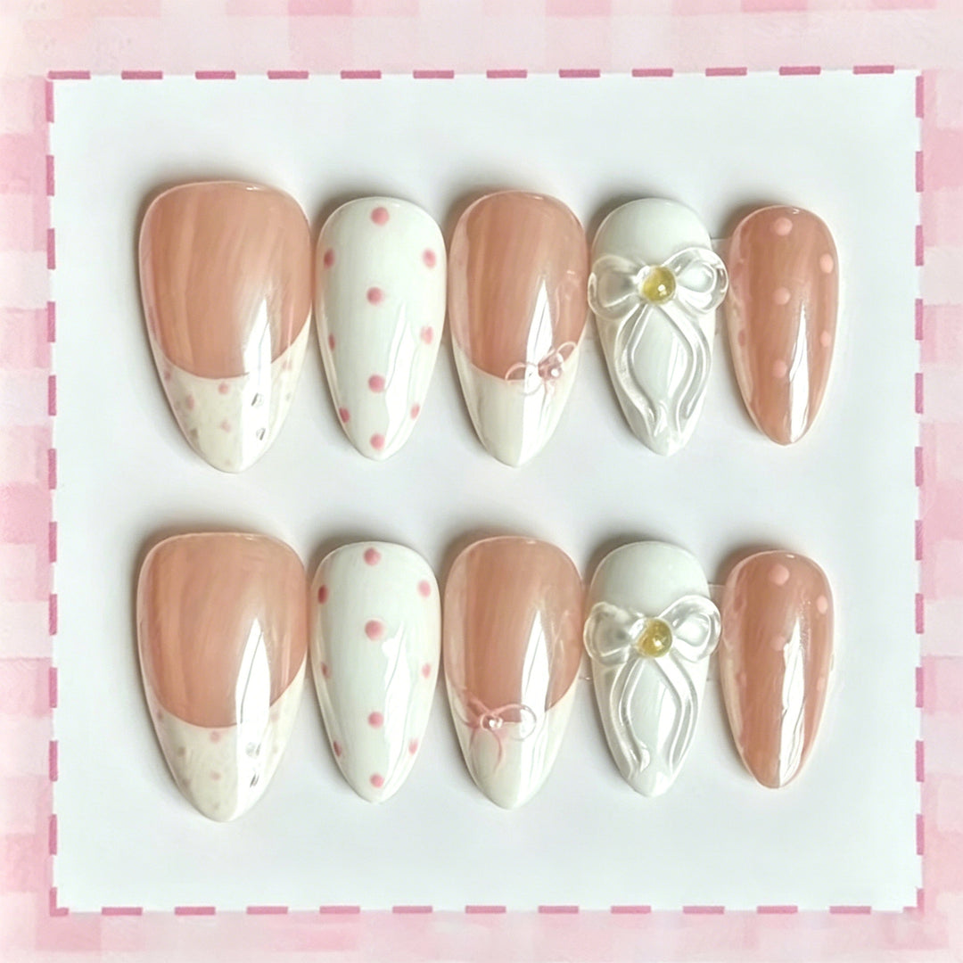 Elegant Floral Pattern Press-On Nail Art Set Kalsten