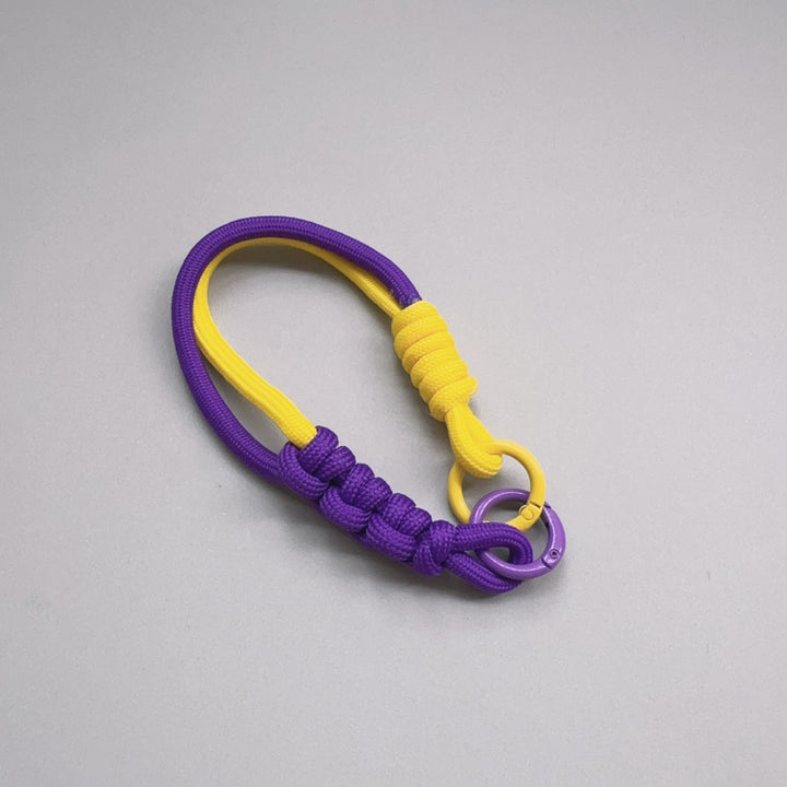 Paracord Keychain Holder Kalsten