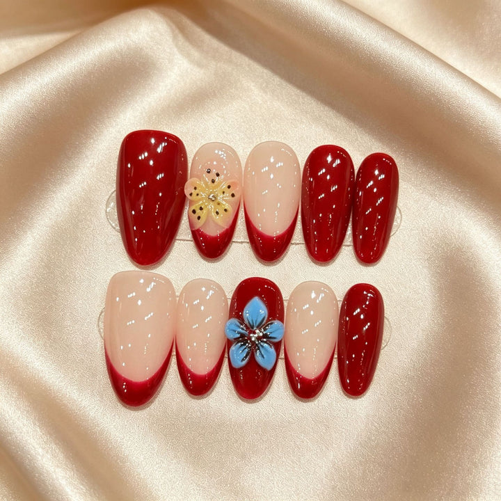 Artistic Floral-Accent Press-On Nail Set