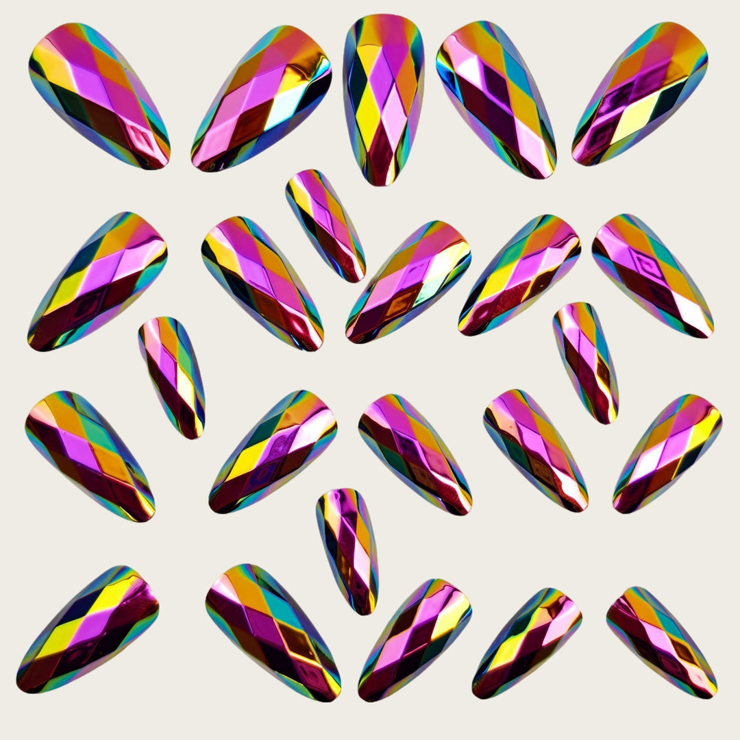 Artificial nails with elegant diamond patterns Kalsten