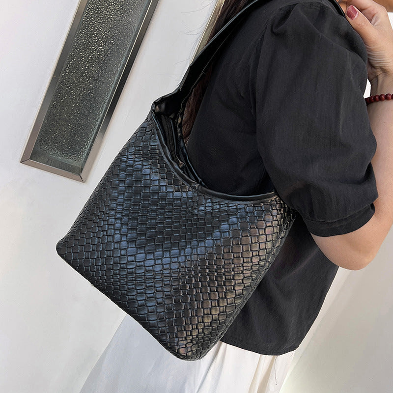 Textured Woven Hobo Bag Kalsten