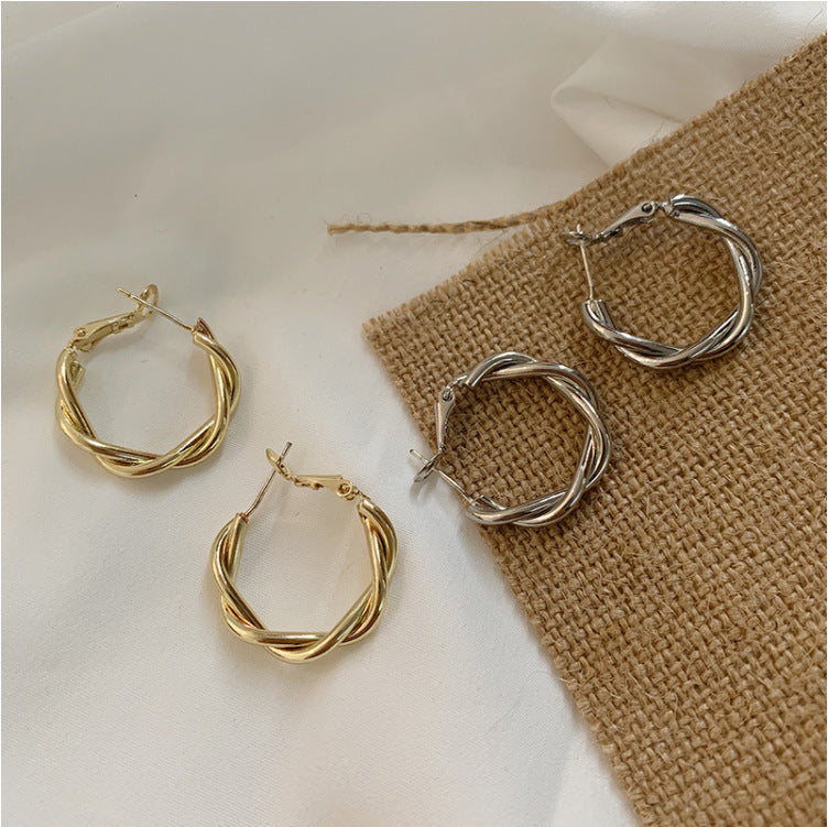 Elegant Spiral Earrings Made of High-Quality Metal Kalsten